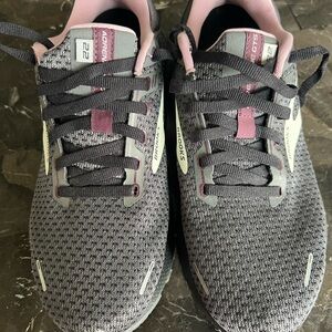 Brooks Gray and Pink Athletic Shoes with Cushioned Midsole